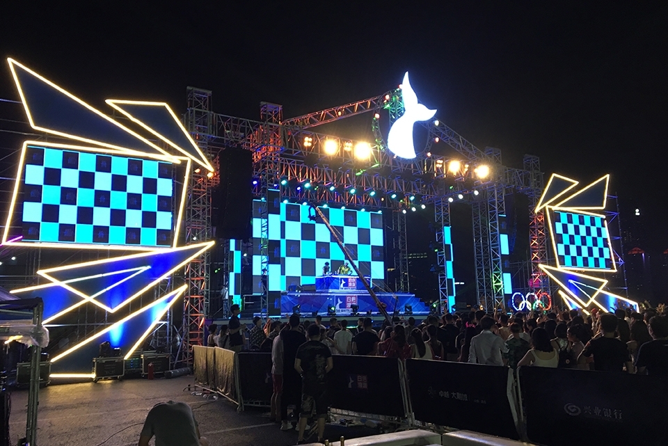 青島演出設(shè)備租賃，這四大設(shè)備問題你必須注意